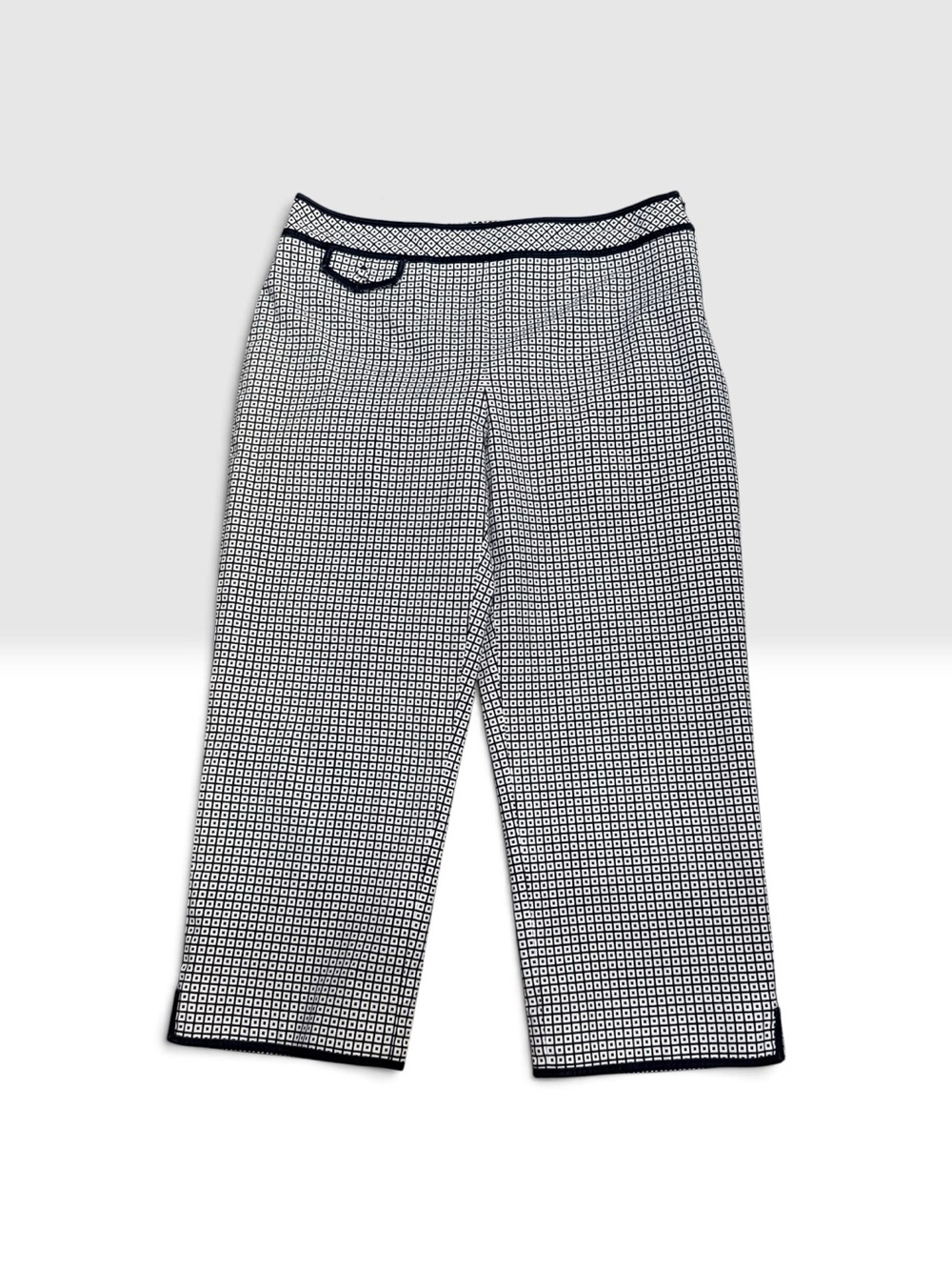 Talbots Black and White Geometric Capris
